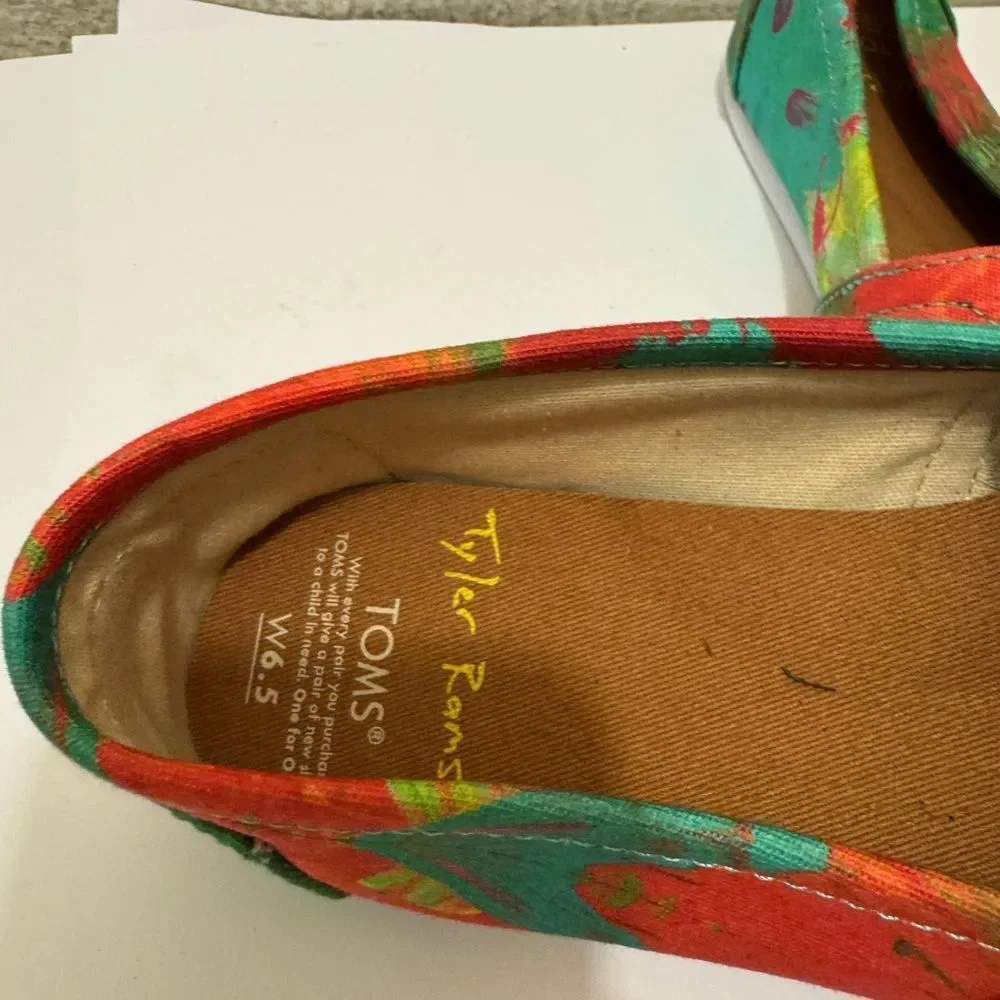 New Toms Classic Women's Ramsey Slip On Flats Tyler Ramsey Multi Color  6.5